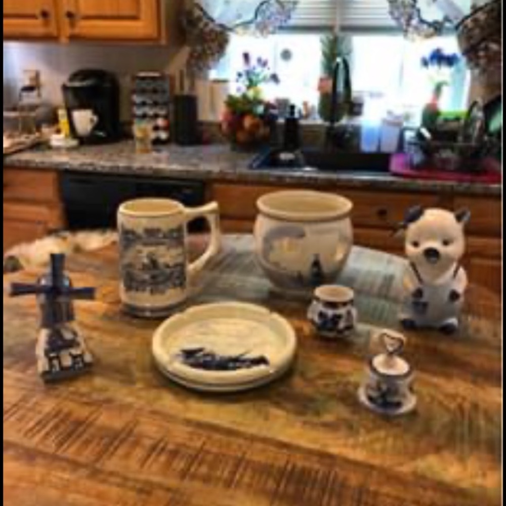 Delf pottery